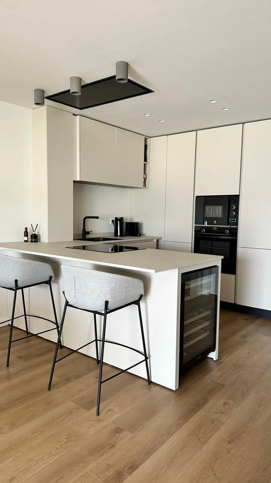 WhatsApp Image 2025-11-28 at 12.52.32