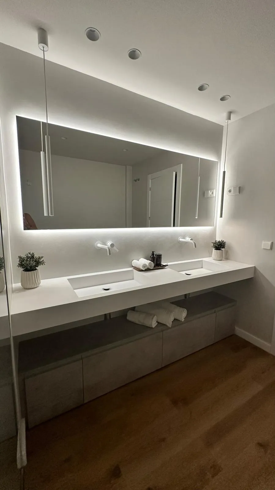 WhatsApp Image 2025-11-28 at 12.52.33 (11)