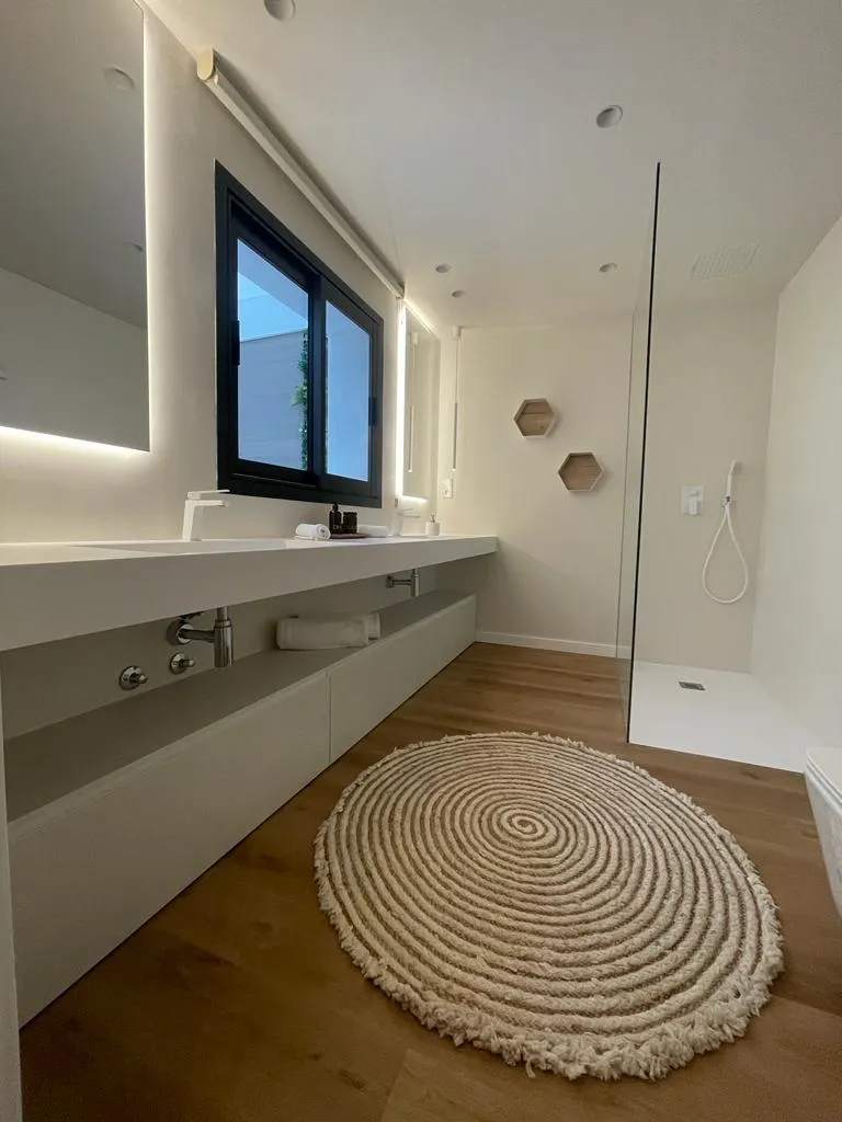 WhatsApp Image 2025-11-28 at 12.52.35 (9)