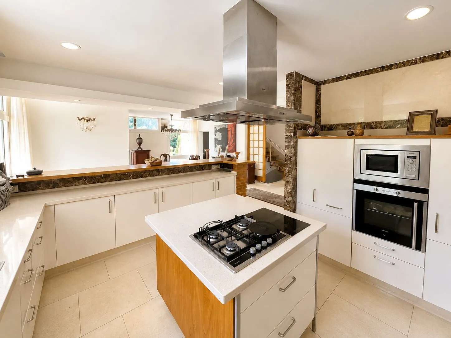 RyAHomes Real Estate Agency (12)